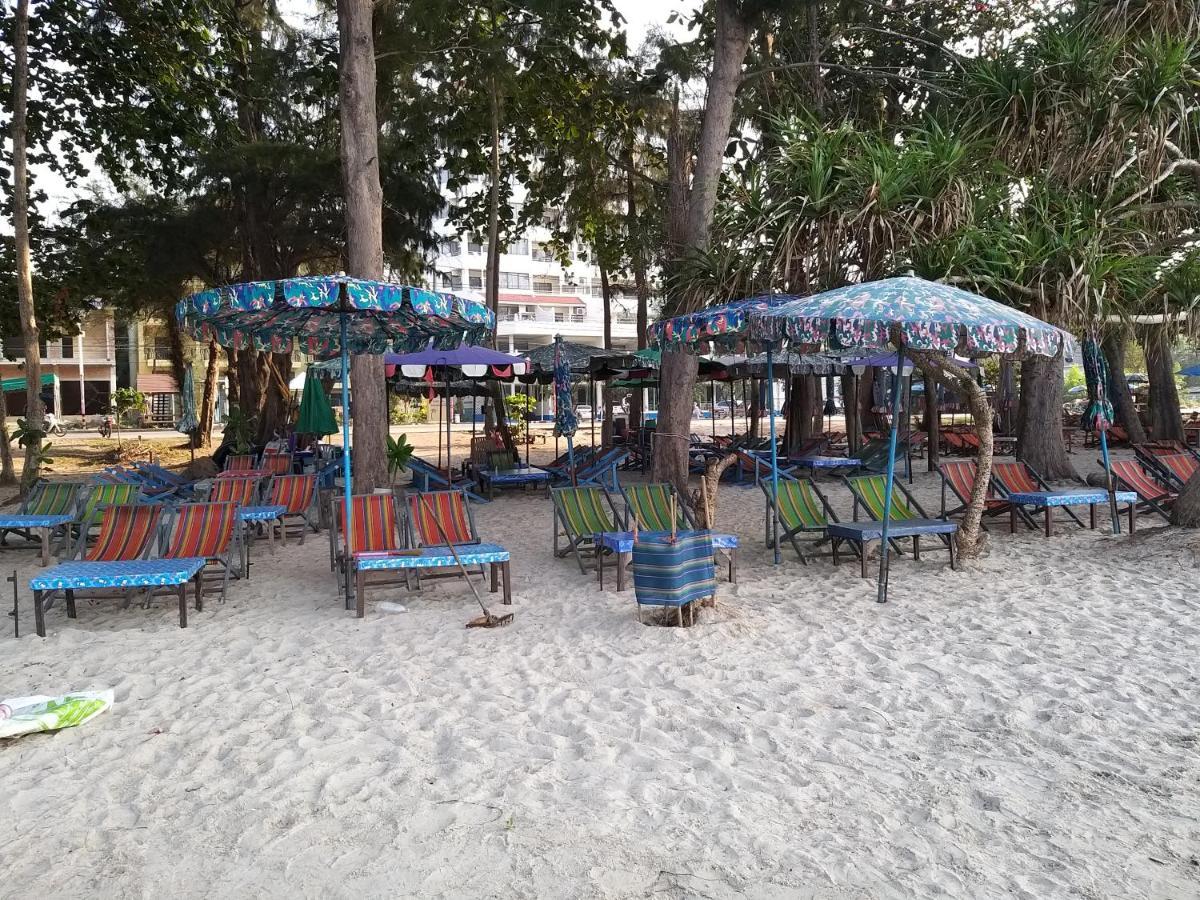 บ้านทะเลอิ่มเอม Bann Talay Im Eimm Ban Phe Luaran gambar